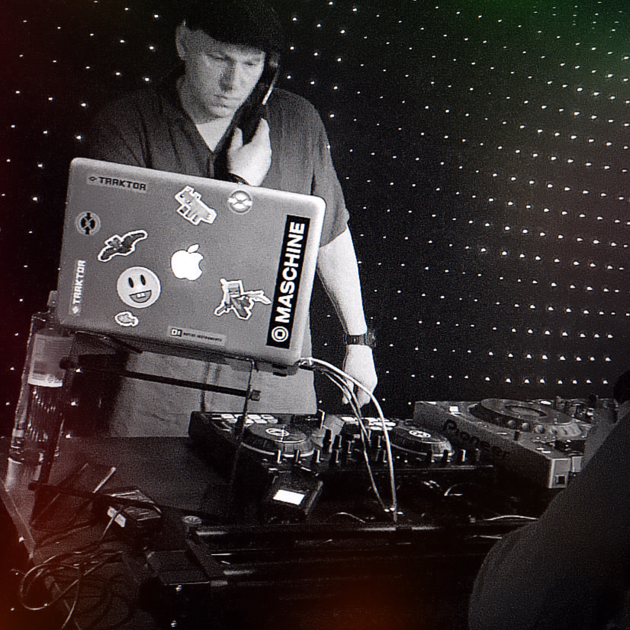 8F2A9FFC-FF90-4043-8C65-570F841C3200